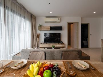 New renovated and decorated condo close to BTS Thong Lor