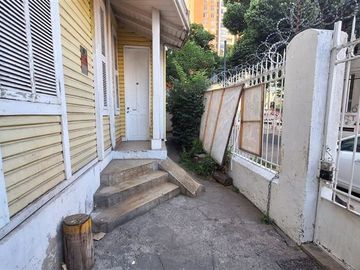 Casa en Venta en Irarrazaval / metro Monseñor Eyzaguirre