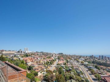 OPORTUNIDAD REBAJADO, Departamento duplex en Jardin del Mar, con preciosa vista a Reñaca, Viña del Mar