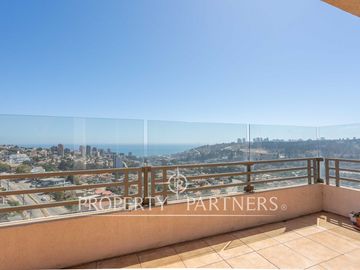 OPORTUNIDAD REBAJADO, Departamento duplex en Jardin del Mar, con preciosa vista a Reñaca, Viña del Mar