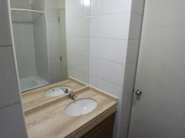 Departamento en Venta en Metro Santa Lucía L1-