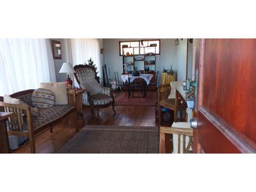Casa en Venta en Concón – Amplia, Cómoda y con Vista al Mar