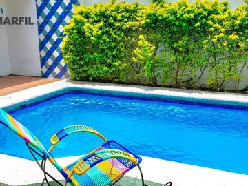 Casa Residencial Céntrica con Alberca en VENTA en Lomas Vista Hermosa Colima
