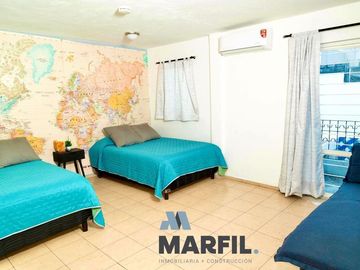 Casa Residencial Céntrica con Alberca en VENTA en Lomas Vista Hermosa Colima
