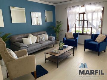Casa Remodelada en Venta en Lomas Verdes cerca de Av Constitución y  SAMS