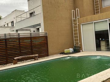 Venta Casa Barrio Las Cortaderas - San Miguel