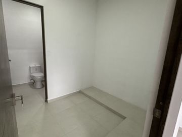 Casa en venta en Dzityá, 3 Rec con posibilidad de crecer a 4