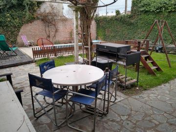Casa en venta - 4 Dormitorios 3 Baños - Cochera - 250Mts2 - Balcarce
