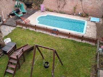 Casa en venta - 4 Dormitorios 3 Baños - Cochera - 250Mts2 - Balcarce