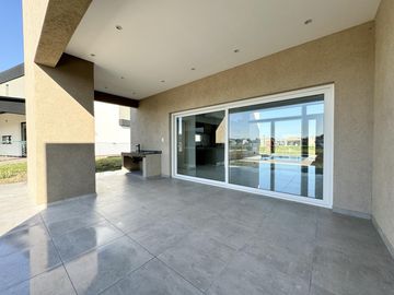 Casa en venta Barrio San Felipe Canning