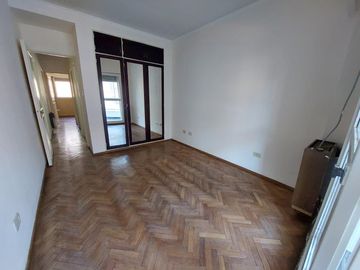 Departamento de 3 dormitorios en venta con balcón centro rosario