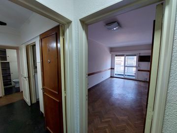 Departamento de 3 dormitorios en venta con balcón centro rosario