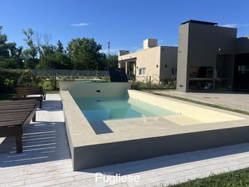 Casa en Countries/B.Cerrado (Moreno)