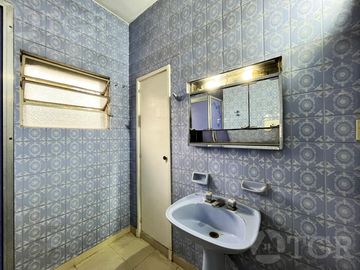 Venta Casa 4 Ambientes en Villa Sarmiento, Haedo