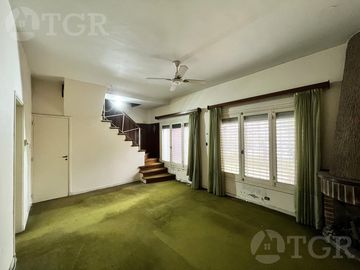 Venta Casa 4 Ambientes en Villa Sarmiento, Haedo