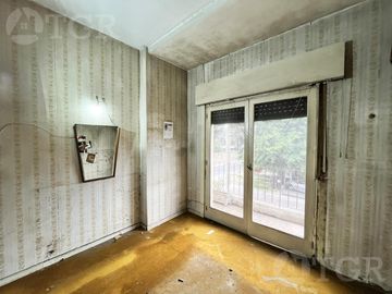 Venta Casa 4 Ambientes en Villa Sarmiento, Haedo