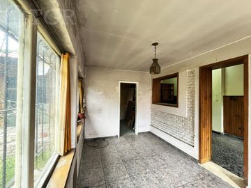 Venta Casa 4 Ambientes en Villa Sarmiento, Haedo