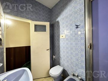 Venta Casa 4 Ambientes en Villa Sarmiento, Haedo