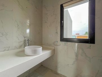 Casa de 3 dormitorios con pileta vista al golf