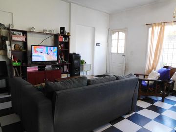 Dos Casas en Bloque En Venta calle 527 3 y 4 Tolosa 6 dormitorios La Plata