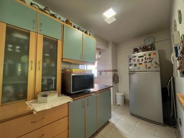 Venta  departamento  3 ambientes en Chacarita.  Bajas expensas