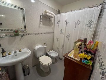 Venta  departamento  3 ambientes en Chacarita.  Bajas expensas