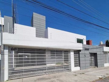 CASA EN VENTA CON GRAN POTENCIAL