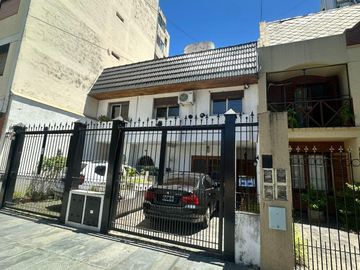 Blanco Encalada 3900, Casa tipo Duplex, 4 Ambientes C/Patio-Terraza-Parrilla-cochera  - Belgrano R