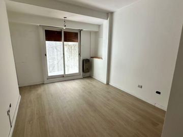 Blanco Encalada 3900, Casa tipo Duplex, 4 Ambientes C/Patio-Terraza-Parrilla-cochera  - Belgrano R