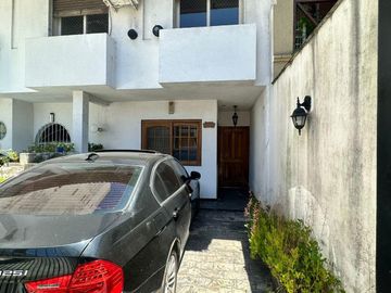 Blanco Encalada 3900, Casa tipo Duplex, 4 Ambientes C/Patio-Terraza-Parrilla-cochera  - Belgrano R