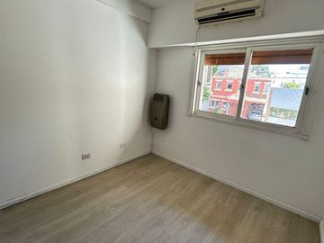 Blanco Encalada 3900, Casa tipo Duplex, 4 Ambientes C/Patio-Terraza-Parrilla-cochera  - V. Urquiza