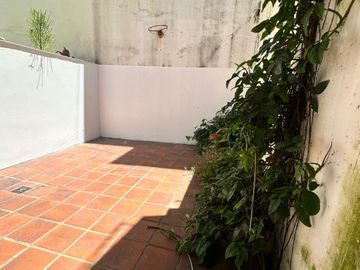 Blanco Encalada 3900, Casa tipo Duplex, 4 Ambientes C/Patio-Terraza-Parrilla-cochera  - V. Urquiza