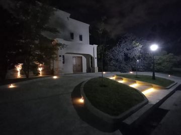 APTO CREDITO - CASA EN VENTA | 5 AMBIENTES | LOTE INTERNO | FINCAS DEL LAGO, ING. MASCHWITZ.