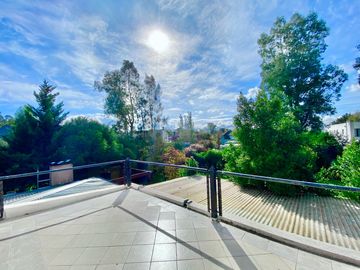 APTO CREDITO - CASA EN VENTA | 5 AMBIENTES | LOTE INTERNO | FINCAS DEL LAGO, ING. MASCHWITZ.
