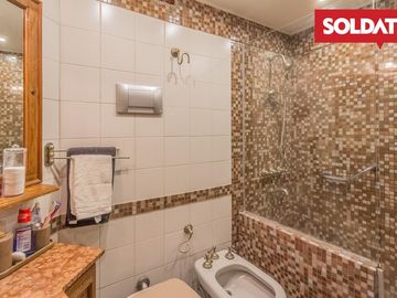 Venta departamento en Belgrano gran terraza,   4 ambientes mas dependencias y cochera