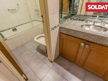 Venta departamento en Belgrano gran terraza,   4 ambientes mas dependencias y cochera