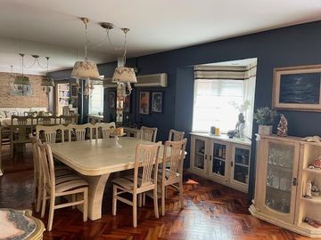 Venta departamento en Belgrano gran terraza,   4 ambientes mas dependencias y cochera