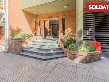 Venta departamento en Belgrano gran terraza,   4 ambientes mas dependencias y cochera