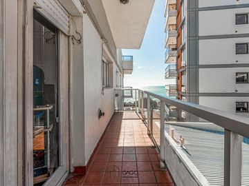 Departamento venta  2 ambientes en Punta Mogotes