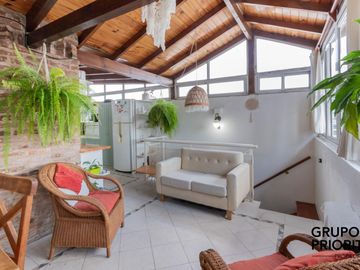 VENTA DEPARTAMENTO 4 AMBIENTES EN BOEDO CON PARRILLA Y QUINCHO INTEGRADO