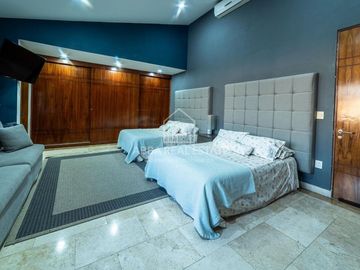 Casa en Venta,  Paraíso Country Club, Cuernavaca