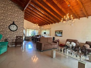 Casa en  VENTA en Barrancas de Iraola