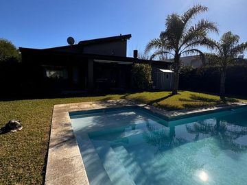 Casa en  VENTA en Barrancas de Iraola