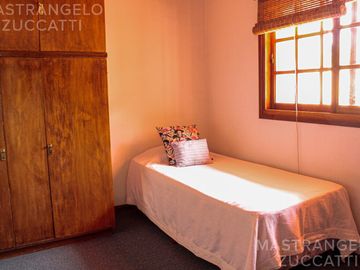 Excelente chalet apto credito hipotecario - Banfield Este