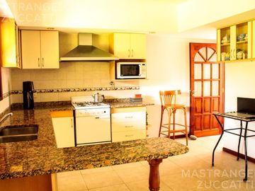 Excelente chalet apto credito hipotecario - Banfield Este