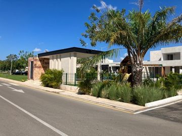 Casa (127) en Venta en Privada Nadira en Conkal