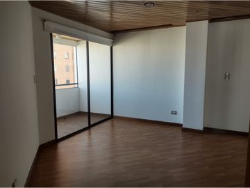 SE ARRIENDA GRAN Y HERMOSO APARTAMENTO EN LOS ALPES