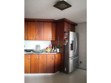 SE ARRIENDA GRAN Y HERMOSO APARTAMENTO EN LOS ALPES