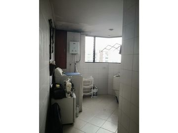 SE ARRIENDA GRAN Y HERMOSO APARTAMENTO EN LOS ALPES