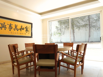 Casa en Interlomas con gran jardin 4 habitaciones